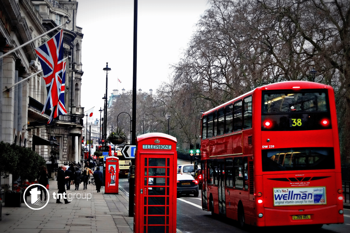 Kultni fudbalski klubovi Londona: Historija, strast i ikone na zelenim terenima