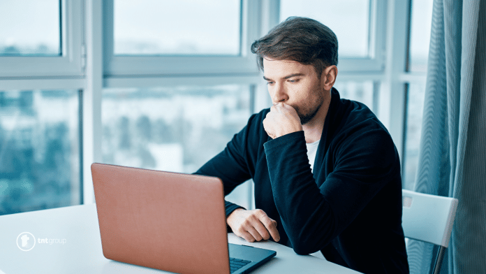 laptop posao Najbolje Chrome ekstenzije za digitalni marketing